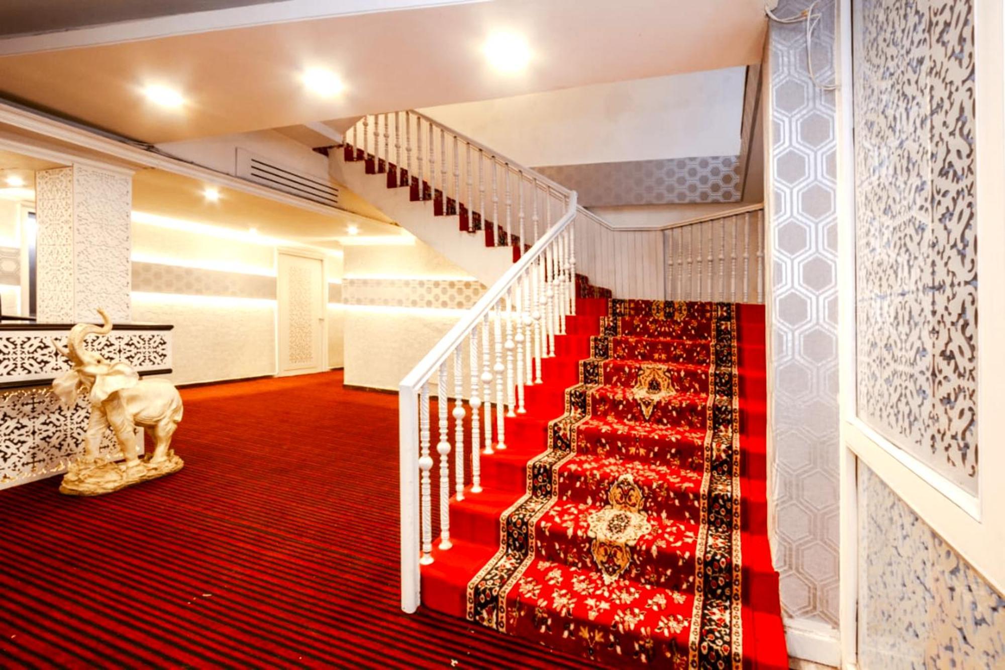 Hotel Snow Princess Manāli Buitenkant foto